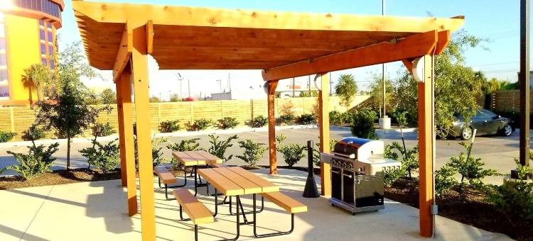 休斯敦东南帕萨迪纳洲际智选假日套房酒店(Holiday Inn Express & Suites PASADENA HOUSTON SOUTHEAST by IHG)图片