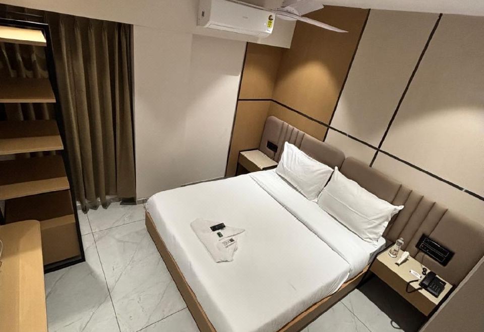 Hotel Shiv Kartik Hotel Overview