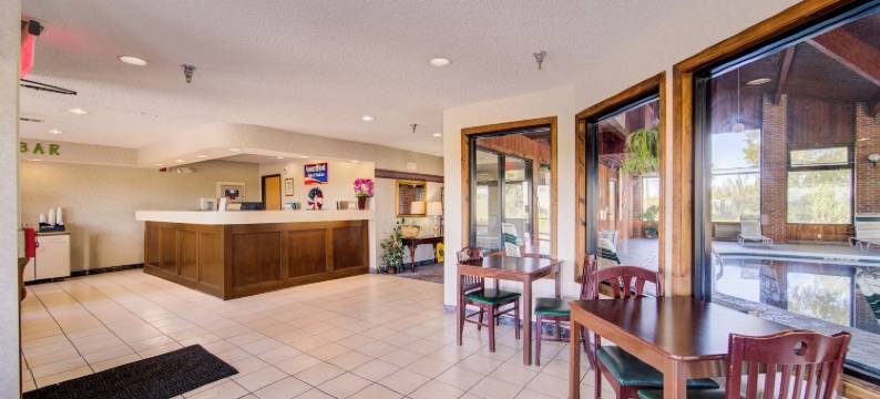 Capital O Amerihost Inn and Suites 梅西科54号高速公路(Capital O Amerihost Inn and Suites Mexico Hwy 54 MO)图片