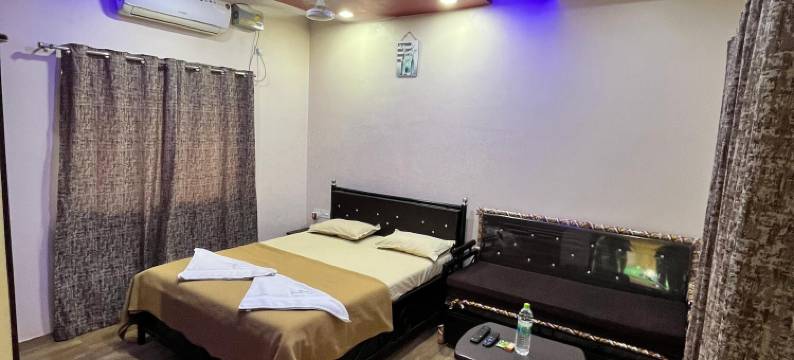 珊瑚海滩度假村(Coral Beach Resort)图片