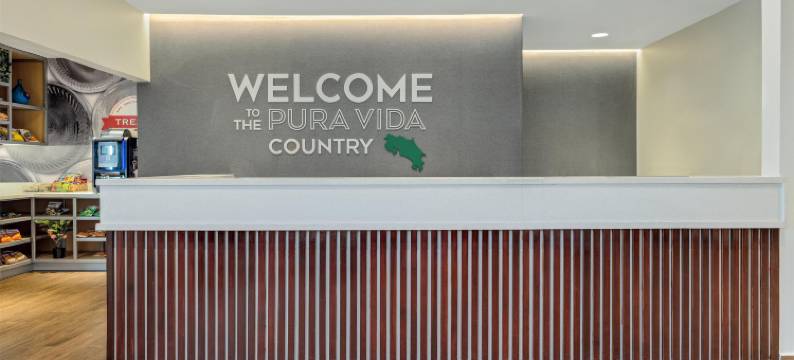 圣荷西机场希尔顿欢朋酒店(Hampton by Hilton San Jose Airport)图片