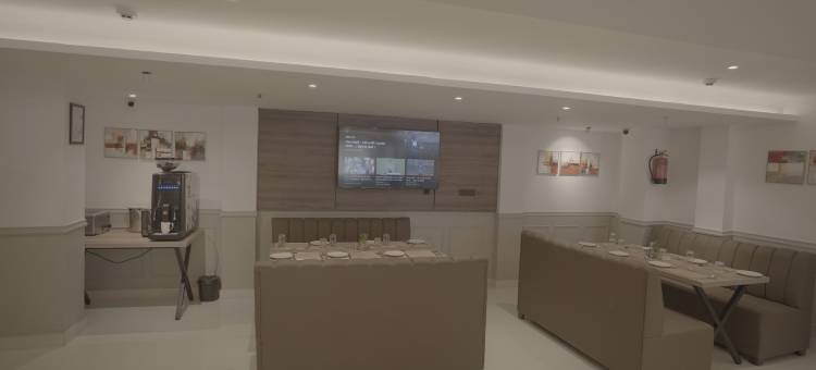 布拉伊舒适酒店(Comfort Inn Braj)图片
