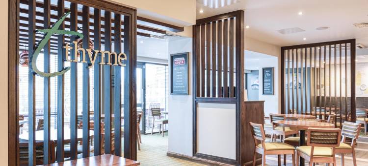 蒂弗顿普瑞米尔酒店(Premier Inn Tiverton)图片