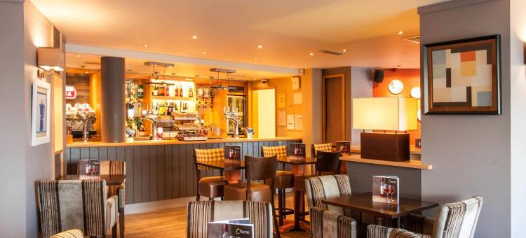 东米德兰机场高级旅社(Premier Inn East Midlands Airport)图片