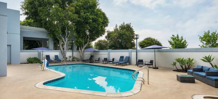 洛杉矶诺沃克希尔顿逸林酒店(DoubleTree by Hilton Los Angeles Norwalk)图片