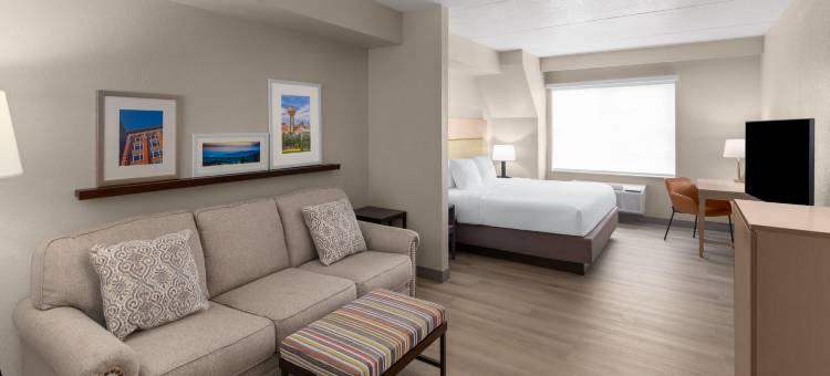 温德姆拉昆塔诺克斯维尔西区酒店及套房(La Quinta Inn & Suites by Wyndham Knoxville West)图片