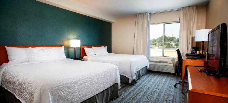 萨德伯里万枫酒店及套房(Fairfield Inn & Suites Sudbury)图片