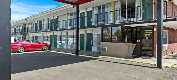 哈蒂斯堡大学区星级汽车旅馆(Star Motel Hattiesburg University Area)图片