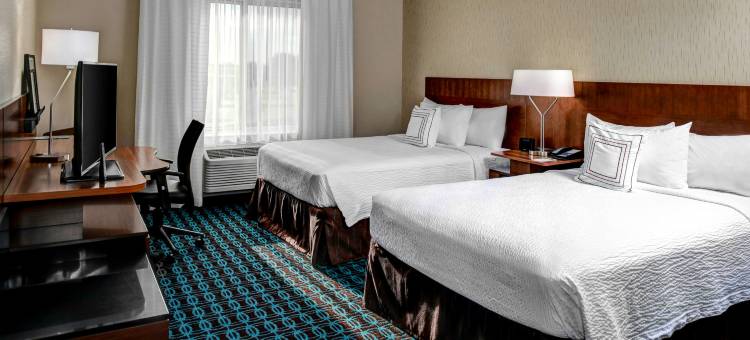 兰辛伊斯特伍德万枫酒店及套房(Fairfield Inn & Suites Lansing at Eastwood)图片