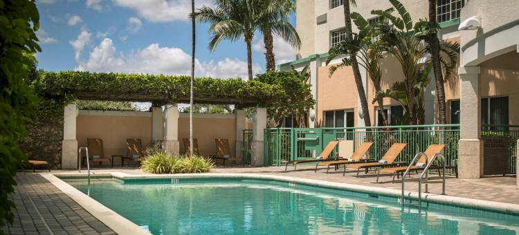 劳德代尔堡机场邮轮码头万怡酒店(Courtyard Fort Lauderdale Airport & Cruise Port)图片