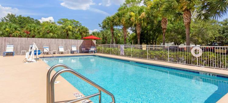 北圣彼得堡舒适酒店(Comfort Inn St Petersburg North)图片