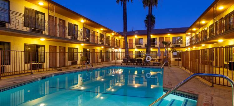 斯蒂迪奥城庭院酒店(Studio City Court Yard Hotel)图片