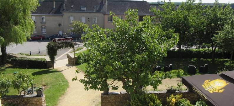 乐毕雷 - 彭庭酒店(Le Brillet-Pontin)图片