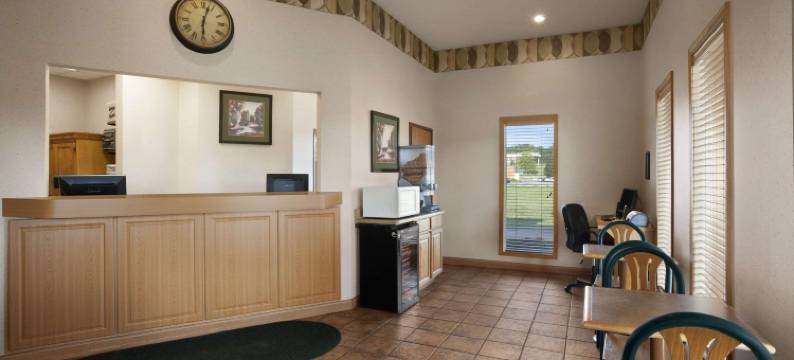 科林斯维尔圣路易斯速8汽车旅馆(Super 8 by Wyndham Collinsville St. Louis)图片