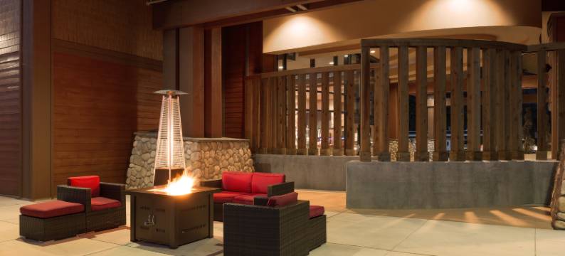 克拉马斯红木国家公园地区智选假日酒店(Holiday Inn Express KLAMATH - REDWOOD NTL PK AREA by IHG)图片