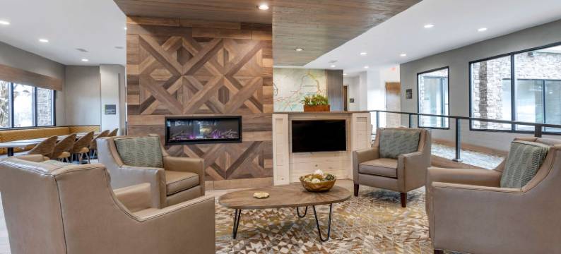 贝斯特韦斯特优质山之旋律酒店及套房(Best Western Plus Mountain Melodies Inn  Suites)图片