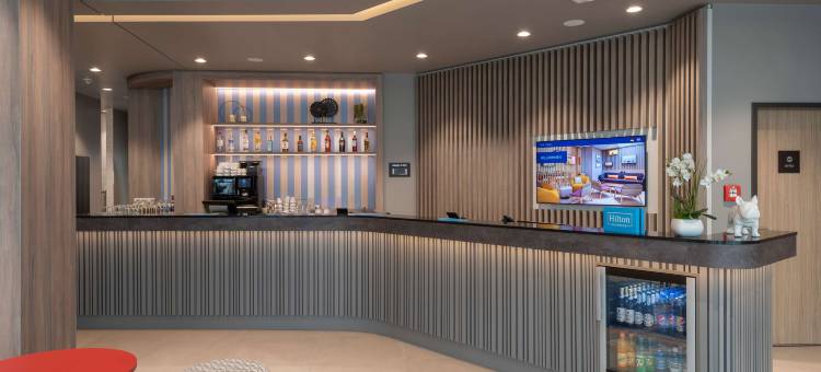 慕尼黑市北希尔顿欢朋酒店(Hampton by Hilton Munich City North)图片