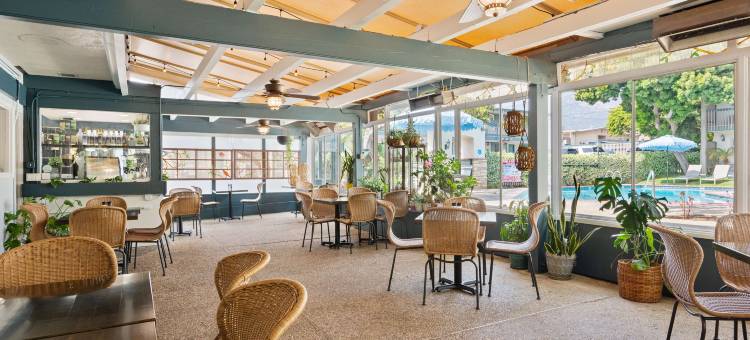 恩西纳贝斯特韦斯特优质套房酒店(Best Western Plus Santa Barbara)图片