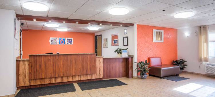 布里奇维尤6号汽车旅馆(Motel 6 Bridgeview, IL)图片