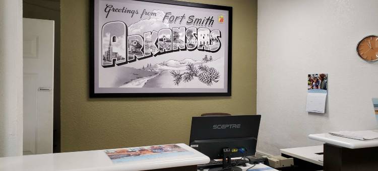 史密斯堡温德姆速8酒店(Super 8 by Wyndham Fort Smith)图片