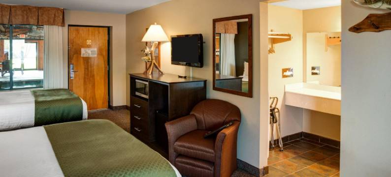 亚什兰苏必利尔湖凯艺酒店(Quality Inn Ashland - Lake Superior)图片