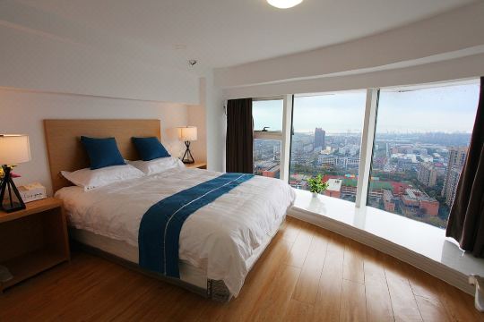 览江阁中南城cbd云客公馆loft公寓(江淮路分店)预订价格,联系电话位置