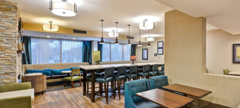 希尔顿欢朋酒店-亨德森维尔(Hampton Inn Hendersonville)图片