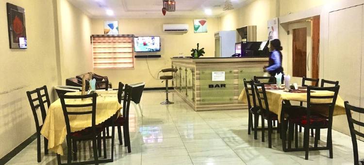 普罗威登斯套房酒店(Providence Hotel and Suites)图片