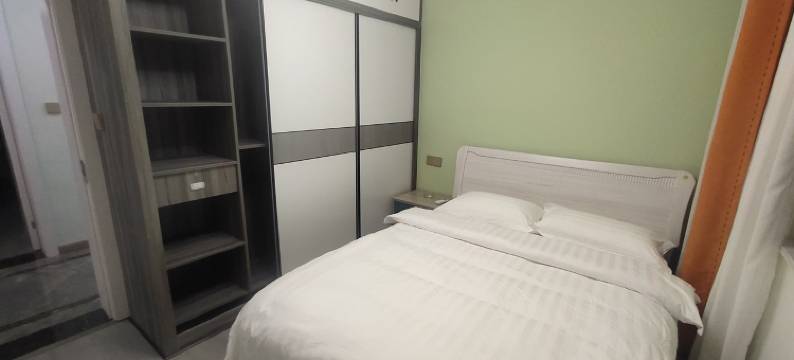 峨眉山云居时光民宿(洪门街分店)图片