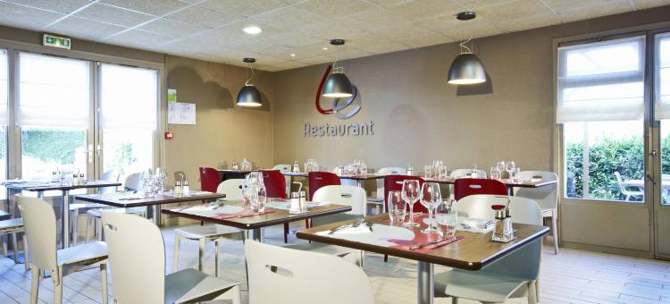 康铂夏娜酒店(Campanile Chanas)图片