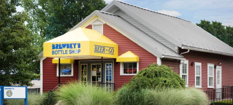 州立学院温德姆速8酒店(Super 8 by Wyndham State College)图片