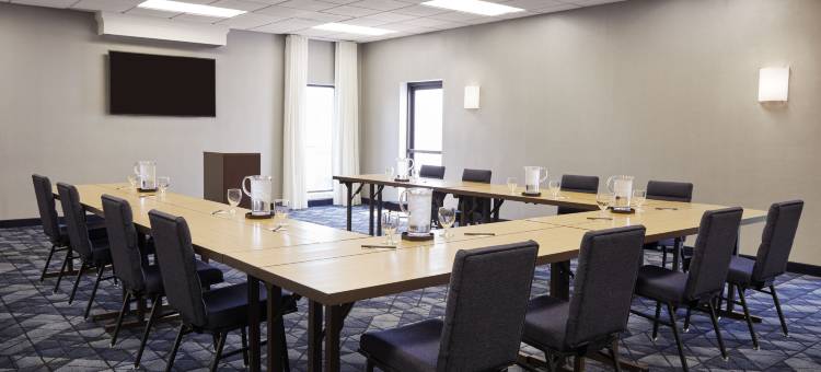 圣路易斯市中心西万怡酒店(Courtyard St Louis Downtown West)图片