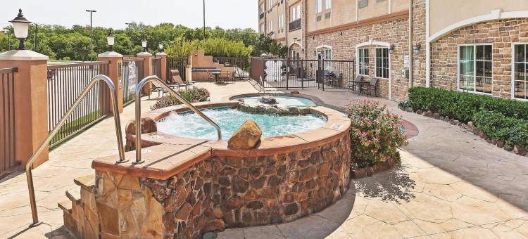 艾伦温德姆拉昆塔乡村套房酒店(La Quinta Inn & Suites by Wyndham Allen at the Village)图片