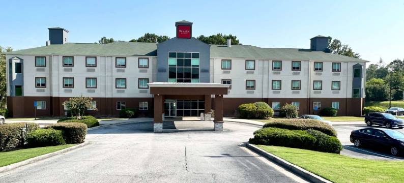 里西亚斯普林亚特兰大华美达酒店(Ramada by Wyndham Lithia Springs Atlanta)图片