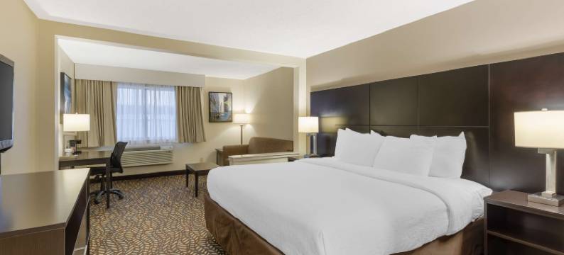 圣路易斯贝斯特韦斯特酒店(Best Western St. Louis Inn)图片