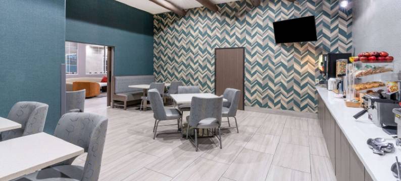 圣罗莎拉昆塔温德姆套房酒店(La Quinta Inn & Suites by Wyndham Santa Rosa)图片