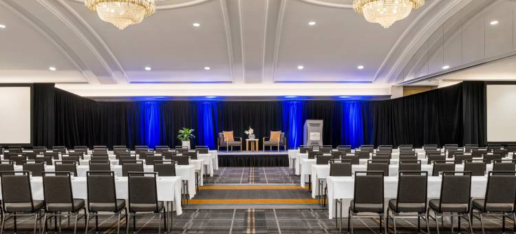 洲际酒店集团皇冠假日酒店路易斯威尔机场博览中心(Crowne Plaza Louisville Airport Expo Ctr)图片