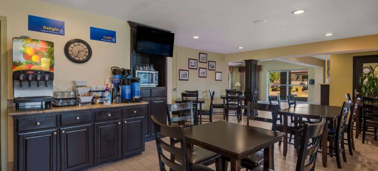 科蒂奇格罗夫大贝斯特韦斯特酒店(Best Western Cottage Grove Inn)图片