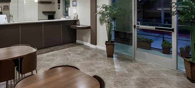 海港套房酒店(Harbor Inn & Suites)图片