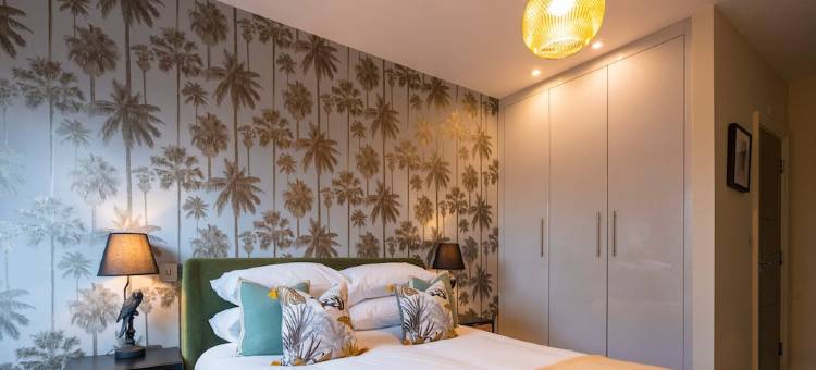 超级活力的2卧室带停车位(Fountain View - Super Vibrant 2 Bedroom with Parking)图片