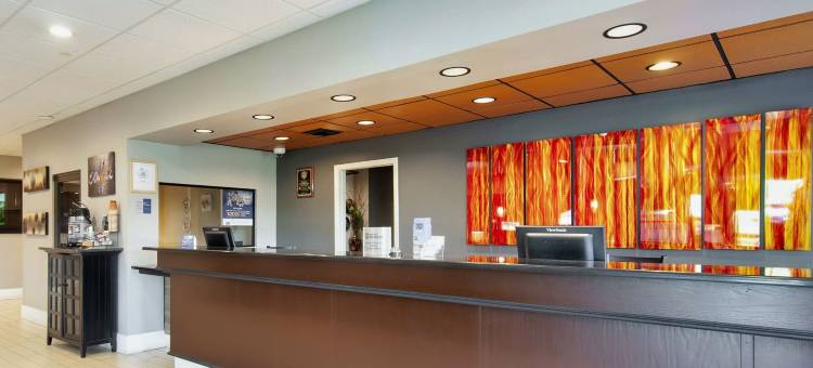 约翰逊城温德姆戴斯套房酒店(Days Inn & Suites by Wyndham Johnson City)图片