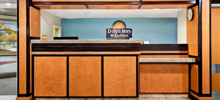 沃伦戴斯套房酒店(Days Inn & Suites by Wyndham Warren)图片