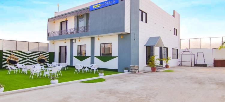 Fab酒店天空百灵农场(FabHotel Sky Lark Farm)图片