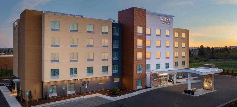Fairfield Inn & Suites Santa Rosa Rohnert Park图片