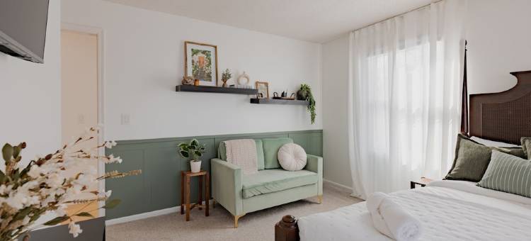 Sweet Retreat W/ 2 King Rooms - Pet & Family Friendly! Fenced in yard图片
