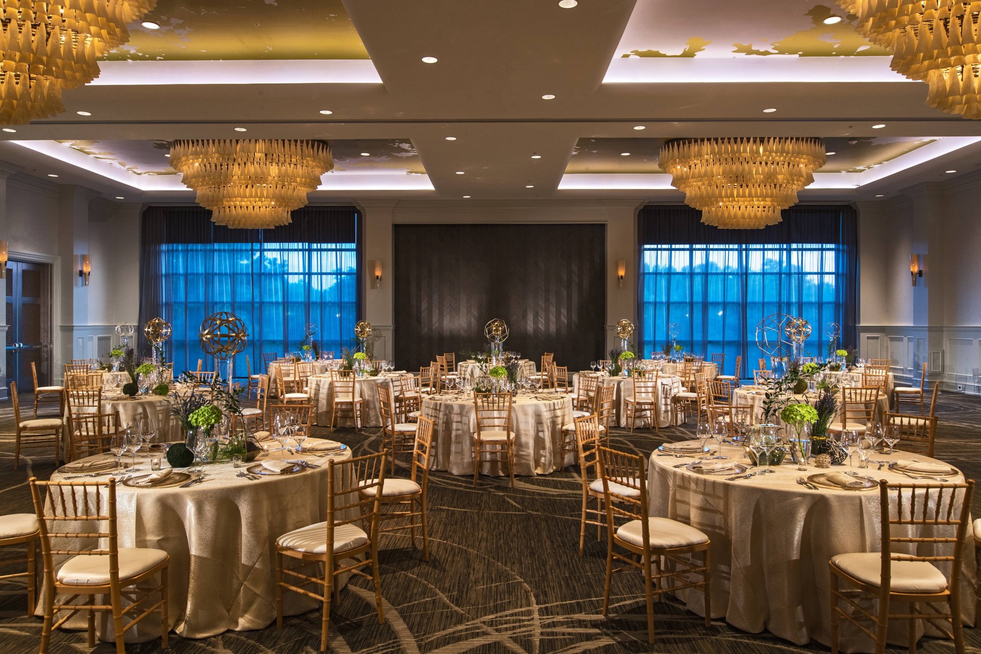 Renaissance Raleigh North Hills HotelOver view