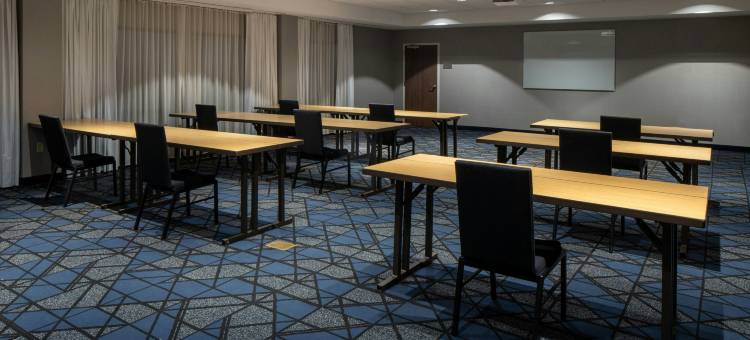 珍珠市杰克逊机场万怡酒店(Courtyard Jackson Airport/Pearl)图片