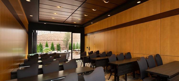 斯威夫特河旅馆(The Swiftwater)图片