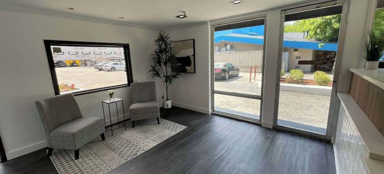 The Midtowner Hotel, SureStay Collection by Best Western图片