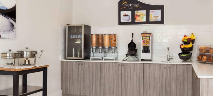 百哩之家戴斯酒店(Days Inn by Wyndham 100 Mile House)图片